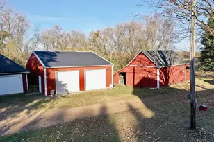 W1712 Deerborn Dr, Neshkoro, WI 54960 - Photo 6