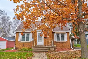 917 E Madison St, Waterloo, WI 53594 - Photo 4