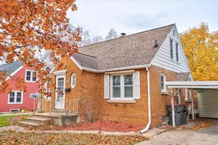 917 E Madison St, Waterloo, WI 53594 - Photo 8