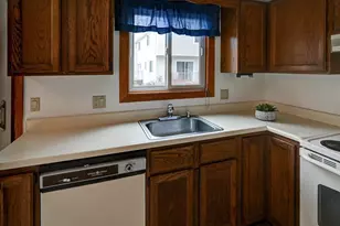 931 S Gammon Rd, Madison, WI 53719 - Photo 14