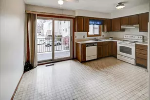 931 S Gammon Rd, Madison, WI 53719 - Photo 10