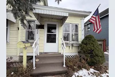 228 N Pearl Street, Janesville, WI 53548 - Photo 6