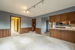 1705 Camelot Dr, Madison, WI 53705 - Photo 18