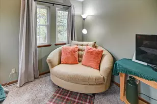 7813 Tree Ln, Madison, WI 53717 - Photo 20