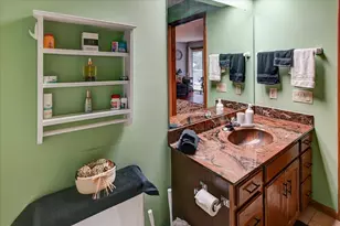 7813 Tree Ln, Madison, WI 53717 - Photo 28