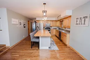 825 Fountain St, Mineral Point, WI 53565 - Photo 6