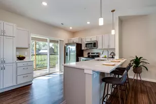 2674 Notre Dame Dr, Fitchburg, WI 53711 - Photo 14