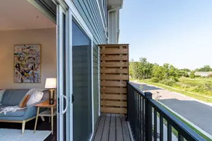 2674 Notre Dame Dr, Fitchburg, WI 53711 - Photo 6