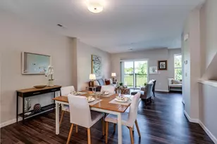 2674 Notre Dame Dr, Fitchburg, WI 53711 - Photo 12