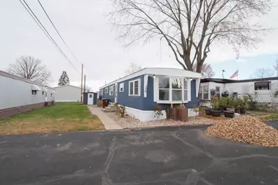 1025 Oak Avenue #106, Onalaska, WI 54650 - Photo 2