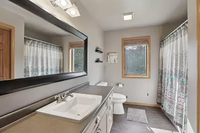 919 Lochmoore Drive, Waunakee, WI 53597 - Photo 32