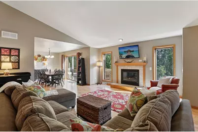 919 Lochmoore Drive, Waunakee, WI 53597 - Photo 14