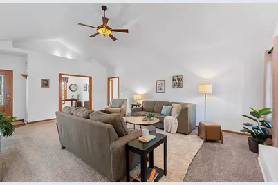 102 Benjamin Court, Beaver Dam, WI 53916 - Photo 4