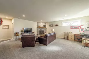 6785 Village Walk Ln, DeForest, WI 53532 - Photo 38