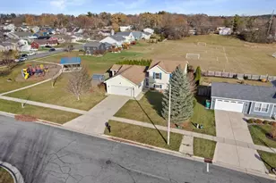 502 Lorraine Dr, Edgerton, WI 53534 - Photo 40