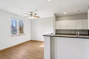 2820 Mickelson Pkwy, Fitchburg, WI 53711 - Photo 10