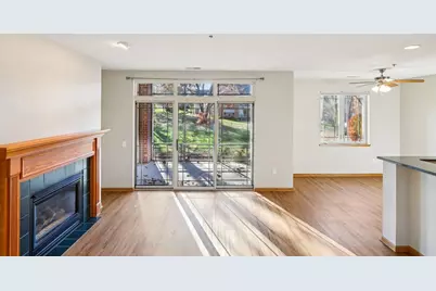 2820 Mickelson Parkway #205, Fitchburg, WI 53711 - Photo 4