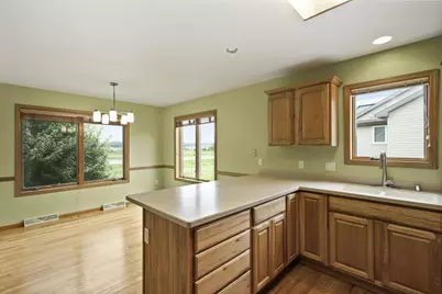 402 Matterhorn Drive, Verona, WI 53593 - Photo 10