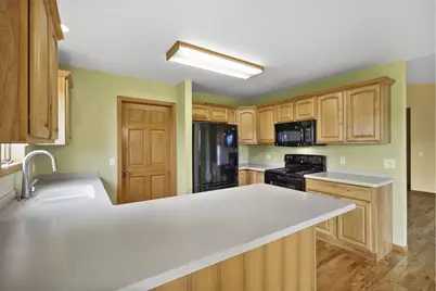 402 Matterhorn Drive, Verona, WI 53593 - Photo 12