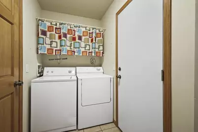 402 Matterhorn Drive, Verona, WI 53593 - Photo 24