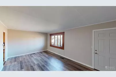 929 Lemonweir Parkway, Tomah, WI 54660 - Photo 4