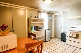 200 Maple St, Janesville, WI 53536 - Photo 6