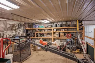 1626 Academy St, Elroy, WI 53929 - Photo 18