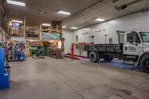 1626 Academy St, Elroy, WI 53929 - Photo 28