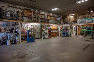 1626 Academy St, Elroy, WI 53929 - Photo 18