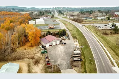 1626 Academy Street, Elroy, WI 53929 - Photo 2