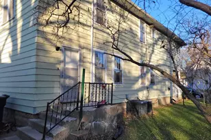 339 N Pine St, Janesville, WI 53548 - Photo 2