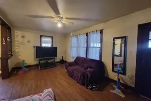 339 N Pine St, Janesville, WI 53548 - Photo 16