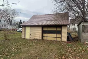 954 N Church St, Richland Center, WI 53581 - Photo 8