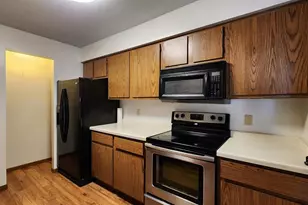 1140 Morraine View Dr, Madison, WI 53719 - Photo 12