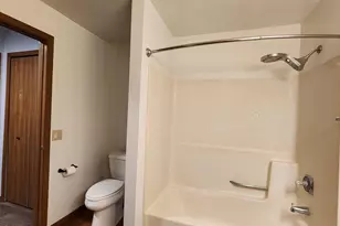 1140 Morraine View Dr, Madison, WI 53719 - Photo 24