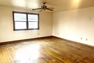 816 Melvin Ct, Madison, WI 53704 - Photo 6