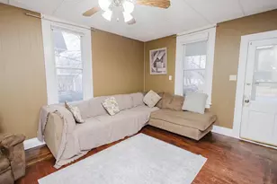 225 Washington St, Mineral Point, WI 53565 - Photo 6