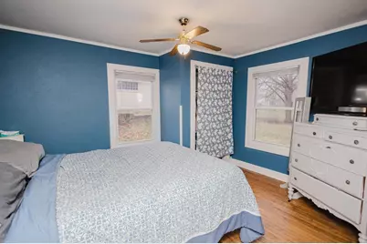 225 Washington Street, Mineral Point, WI 53565 - Photo 16