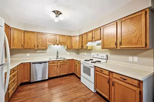 99 Orchard Ln, Mount Horeb, WI 53572 - Photo 8