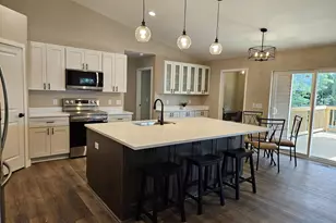 2634 Hamilton St, Portage, WI 53901 - Photo 2