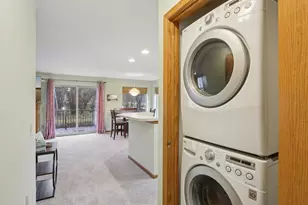 7203 Mid Town Rd, Madison, WI 53719 - Photo 18