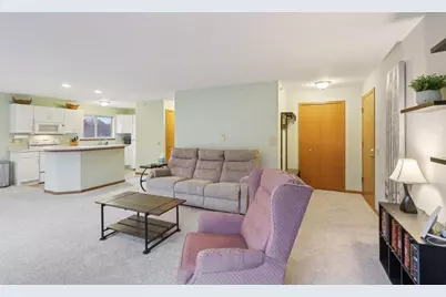 7203 Mid Town Road #301, Madison, WI 53719 - Photo 4