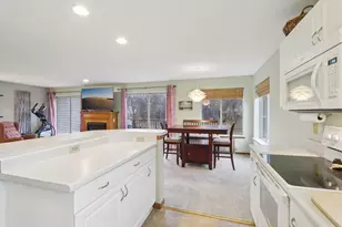 7203 Mid Town Rd, Madison, WI 53719 - Photo 16