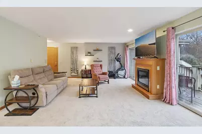 7203 Mid Town Road #301, Madison, WI 53719 - Photo 6