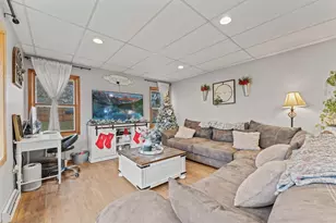 610 Crimson Ct, Reedsburg, WI 53959 - Photo 6