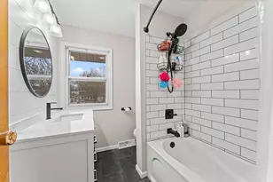 610 Crimson Ct, Reedsburg, WI 53959 - Photo 16