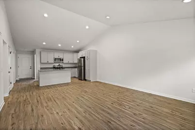 400 Orchid Avenue, Stoughton, WI 53589 - Photo 12