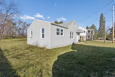 1328 Bittel Street, Beloit, WI 53511 - Photo 10