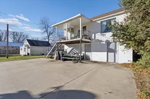 1328 Bittel St, Beloit, WI 53511 - Photo 12