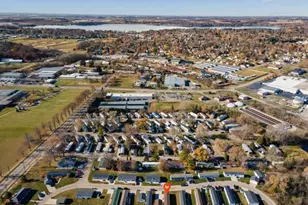 897 E Lake St, Lake Mills, WI 53551 - Photo 32